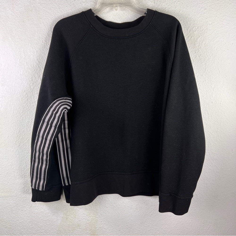 AVIA BOYS XXL (20) SWEATSHIRT with ribbon stripes underarm & down sides. Black